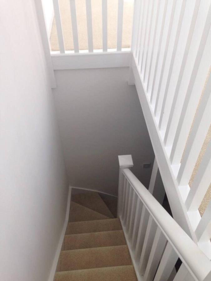 Remarkable 2-Bed Apartment In Culross Exterior photo